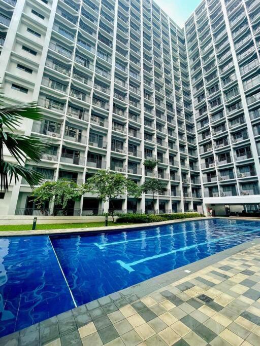 Fully Equipped 1Br Condo At Shore2 Near To Moa Маніла Екстер'єр фото