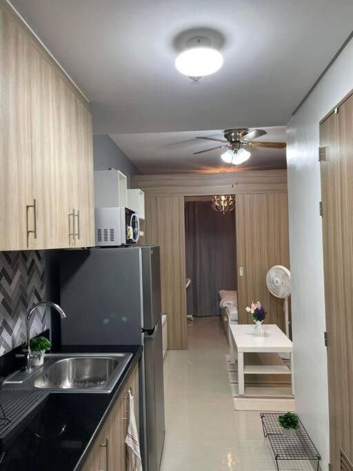 Fully Equipped 1Br Condo At Shore2 Near To Moa Маніла Екстер'єр фото