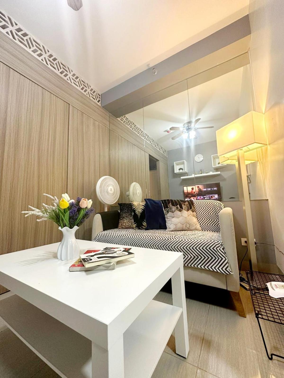 Fully Equipped 1Br Condo At Shore2 Near To Moa Маніла Екстер'єр фото
